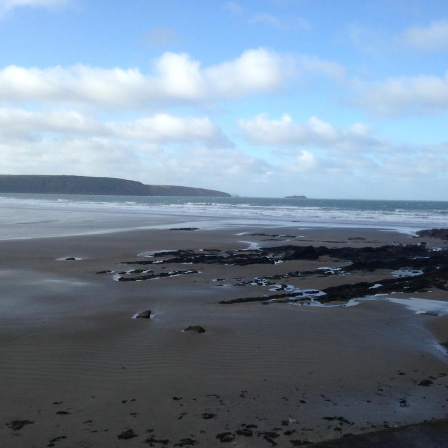The Duke Of Edinburgh Inn Newgale エクステリア 写真