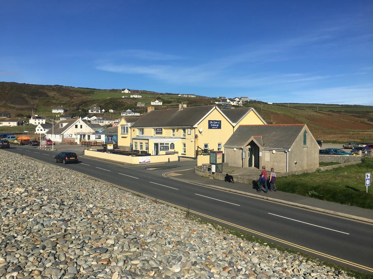The Duke Of Edinburgh Inn Newgale エクステリア 写真
